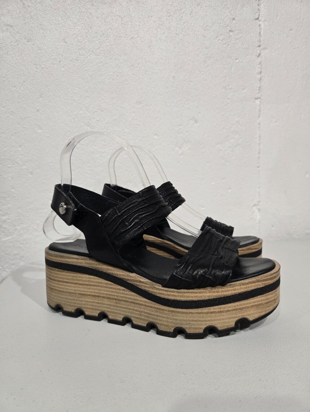 Paula Urban Black Platform Chunky Sandals